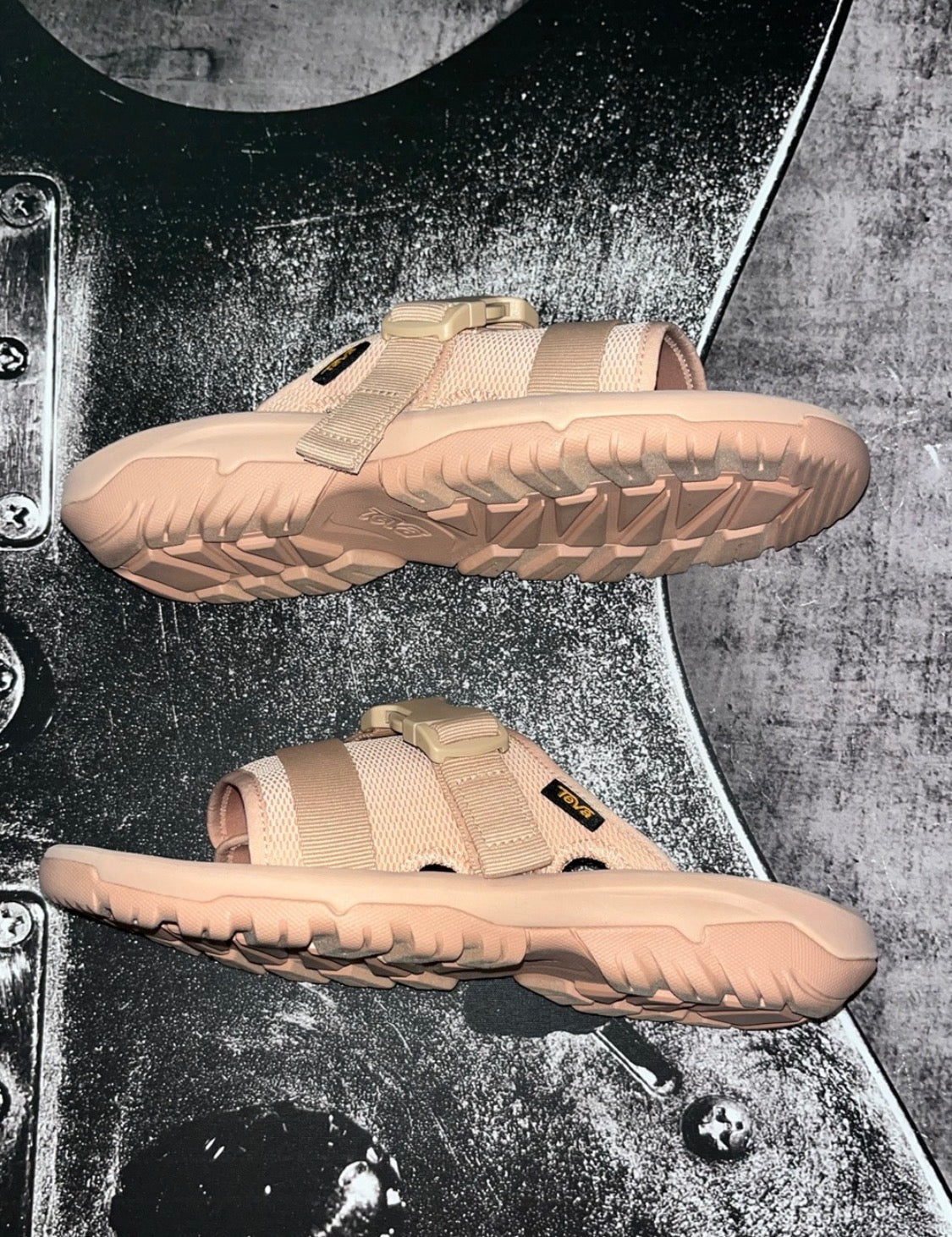 NIB Teva Hurricane Verge Sport Slide Sandals • Maple Sugar Light Pink • Size: Women's 11