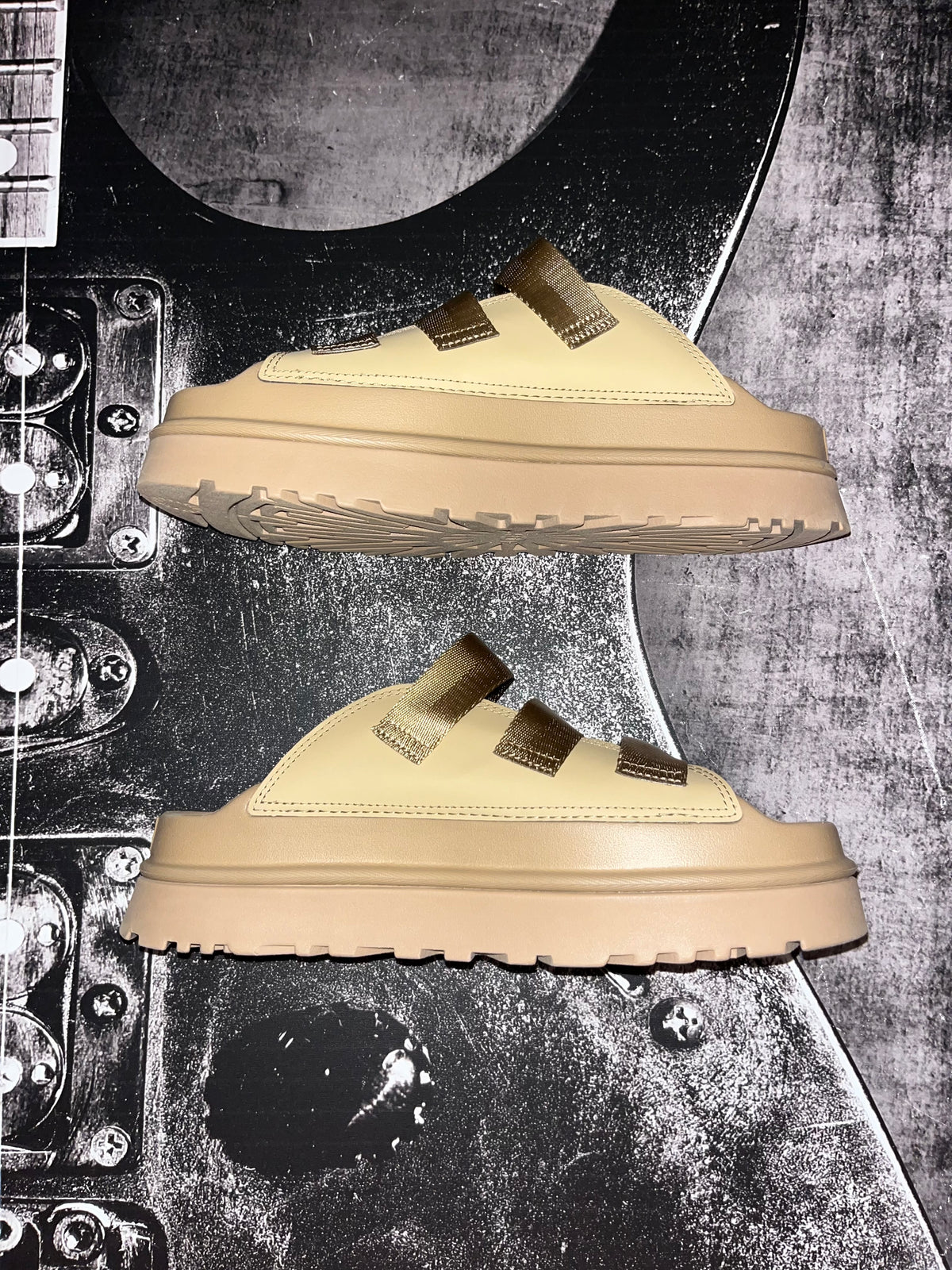 UGG Goldenglow Platform Sandals • Dark Sand • Women’s 12 • New