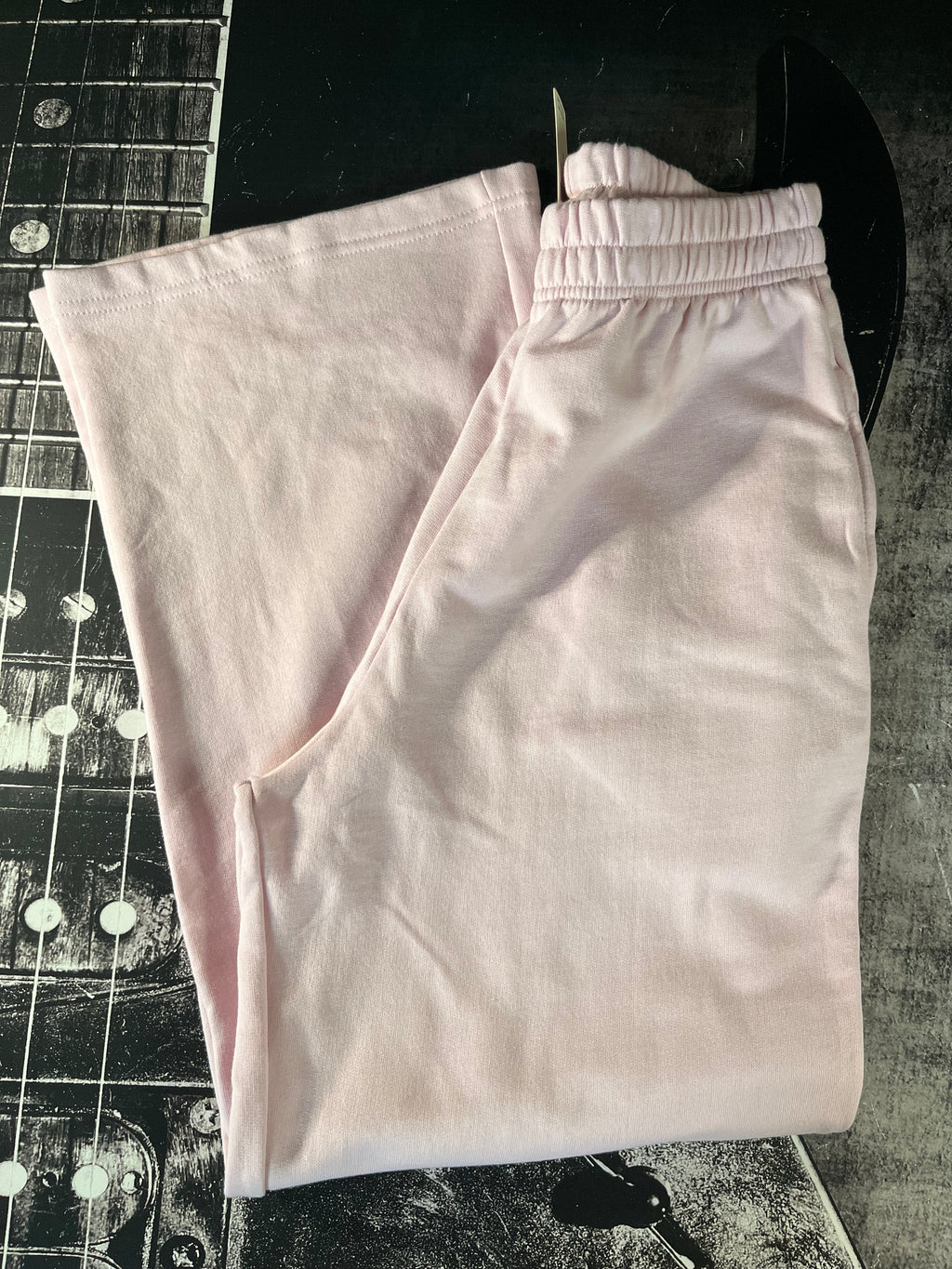 NWT Daily Practice Back When Wide-Leg Sweatpants • Scallop Shell Pink • Size: Medium