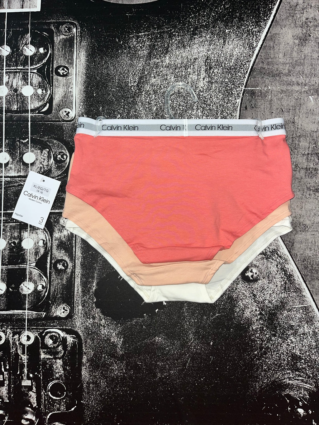 NWT Calvin Klein Underwear Girls’ Modern Cotton Hipster Panties • 3-Pack • White / Pink / Peach • Size XL (14–16)