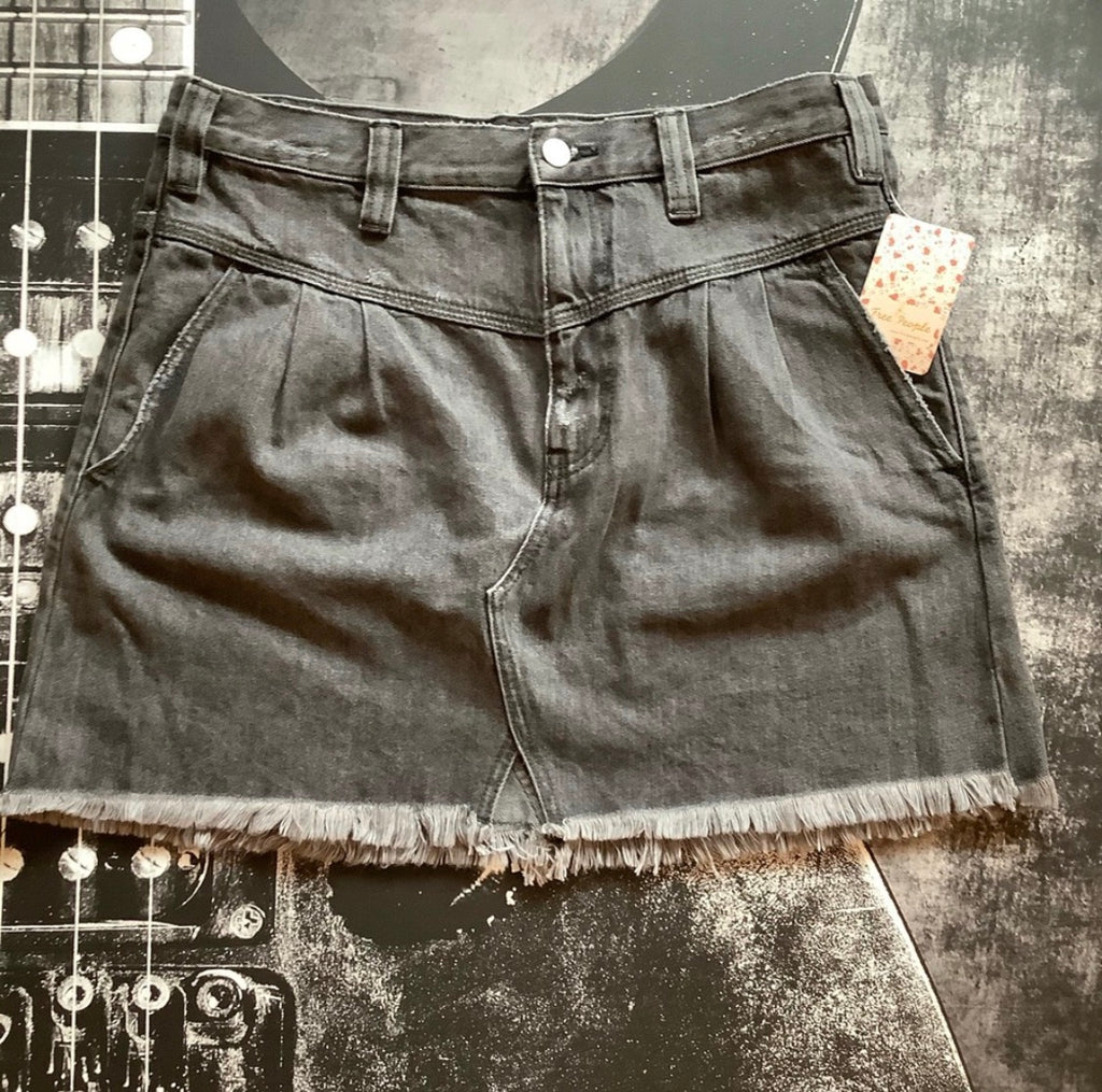 NWT Free People Frayed-Hem Denim Mini Skirt • Faded Black Wash • Size: 30