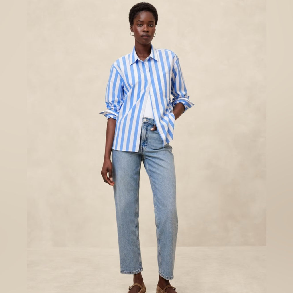 NWT Banana Republic Classic Poplin Shirt • White & Blue Stripe • Size Small