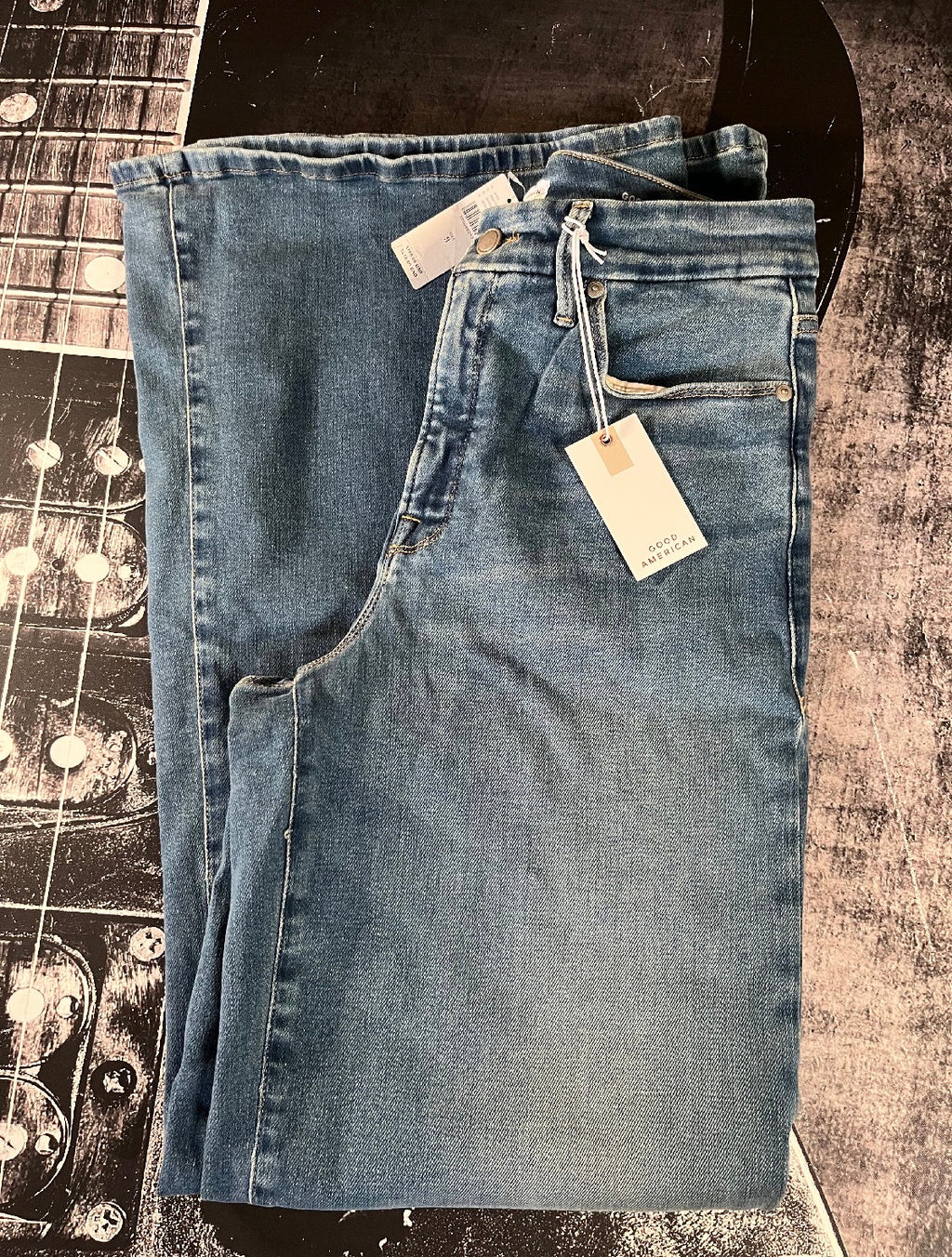 NWT Good American Soft Tech Good Waist High-Rise Palazzo Jeans • Indigo • Size: 8 / 29