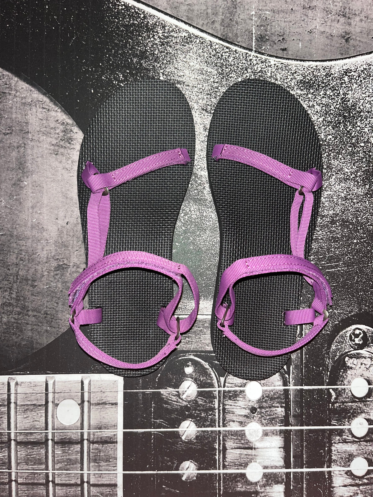 New Teva Original Universal Slim Strappy Sandals • Purple / Black • Size: Women's 9
