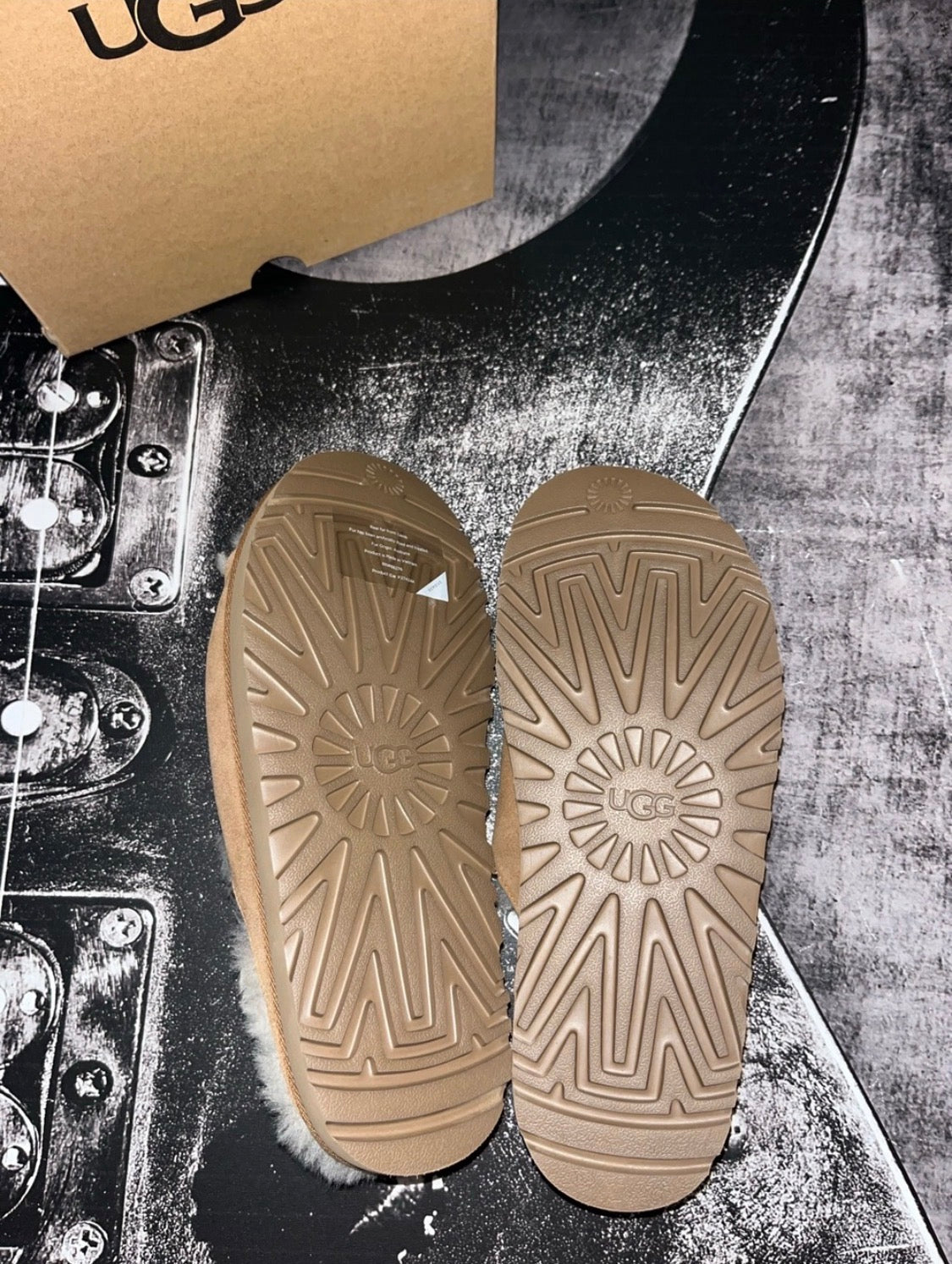 UGG Greenport Slide Sandal | Chestnut | Women's Size 11 | NIB