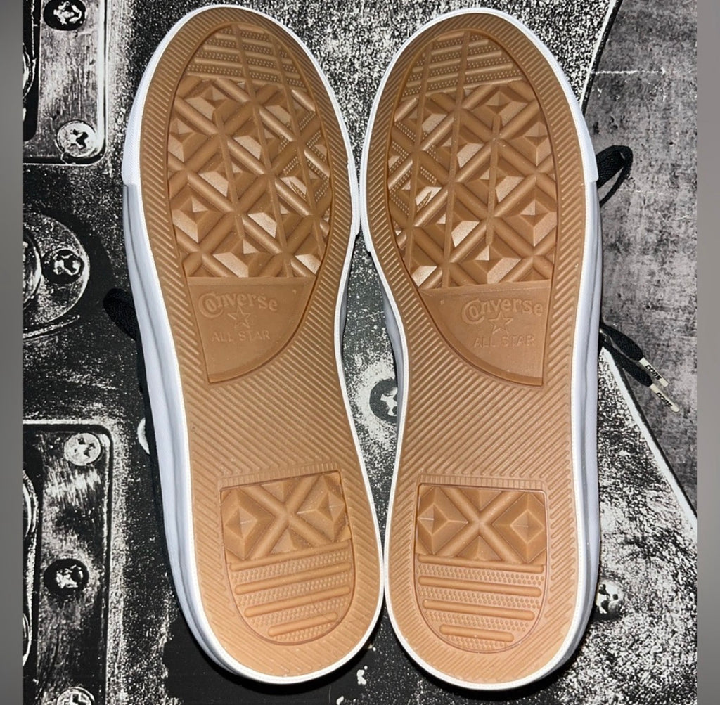 NWT Converse Louie Lopez Pro Low Suede Skate Sneakers • Black / White • Size: Men's 11 / Women's 12.5