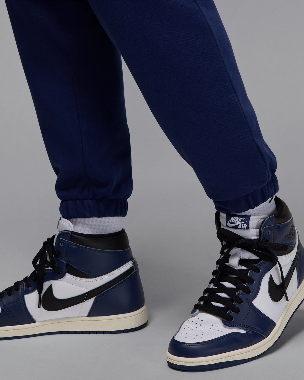 NWT Jordan Sport Crossover Dri-FIT Fleece Pants • Midnight Navy / White • Size: Large