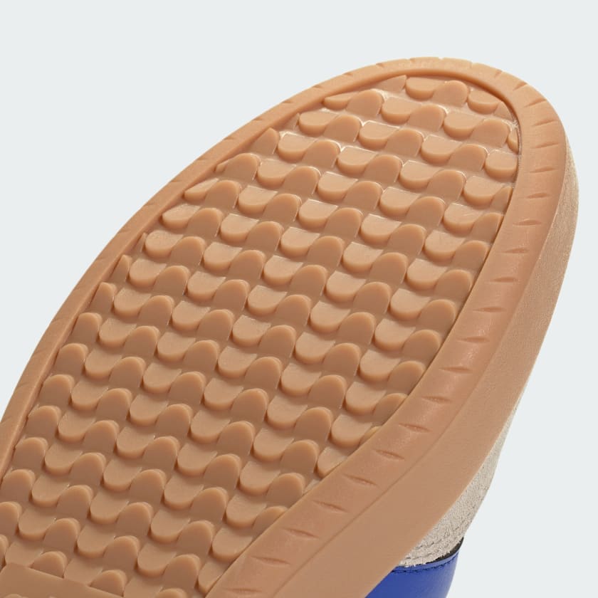 NIB Adidas Barreda Court Sneakers • Wonder Beige / Lucid Blue / Gum • Size: Men's 10 / Women's 11