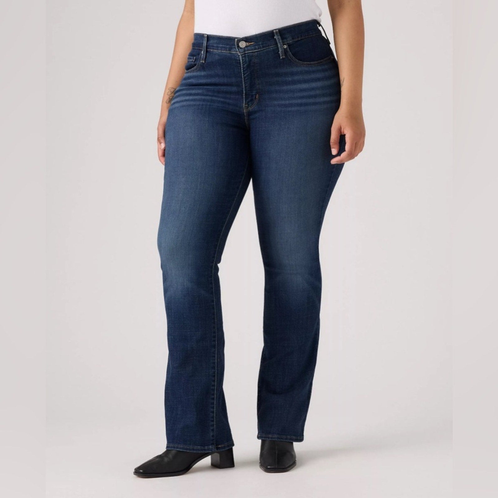 NWT Levi’s 315 Bootcut