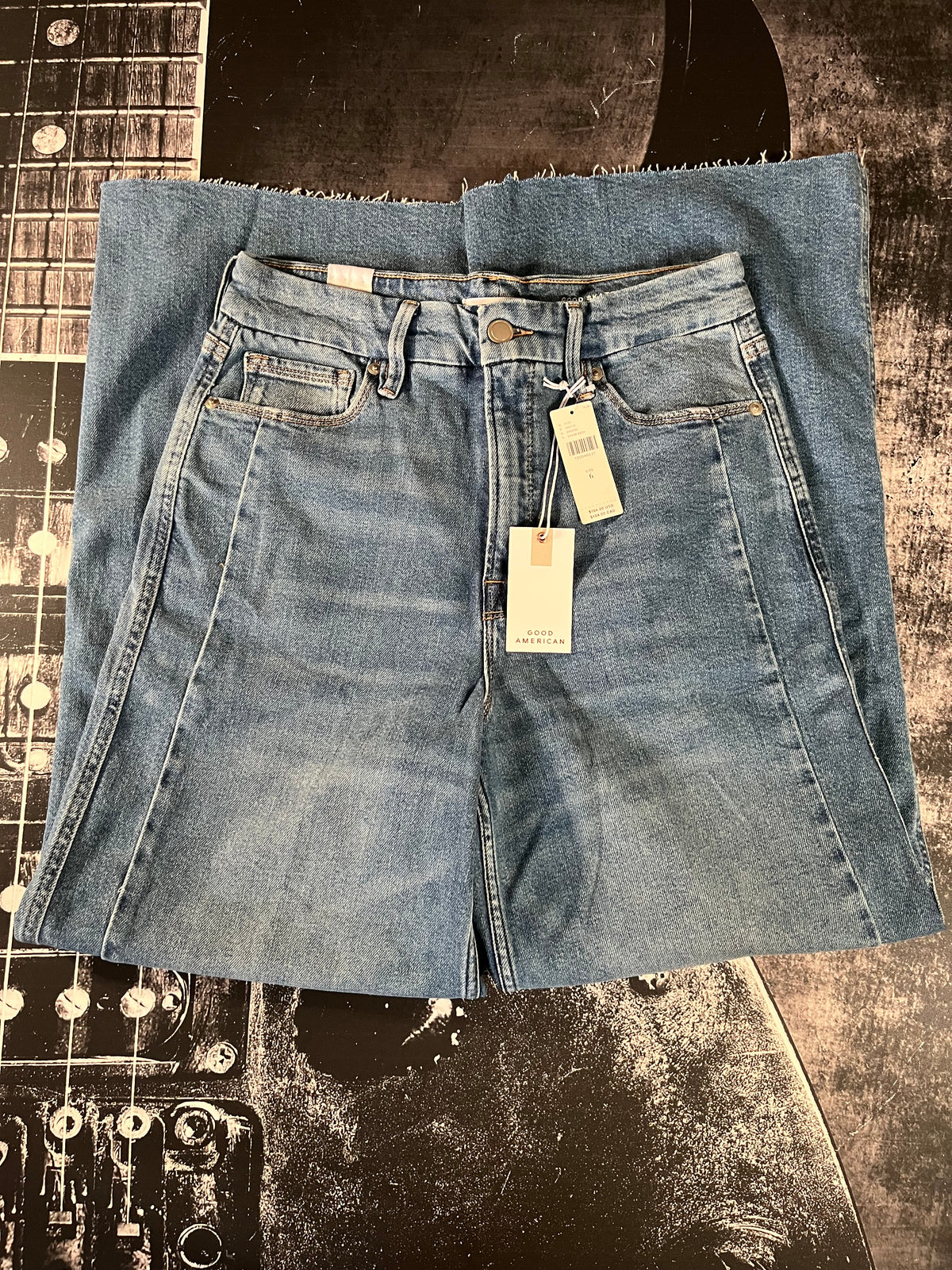 NWT Good American Good Skate Crop Wide-Leg Jeans • Medium Denim Blue • Size 6 / 28