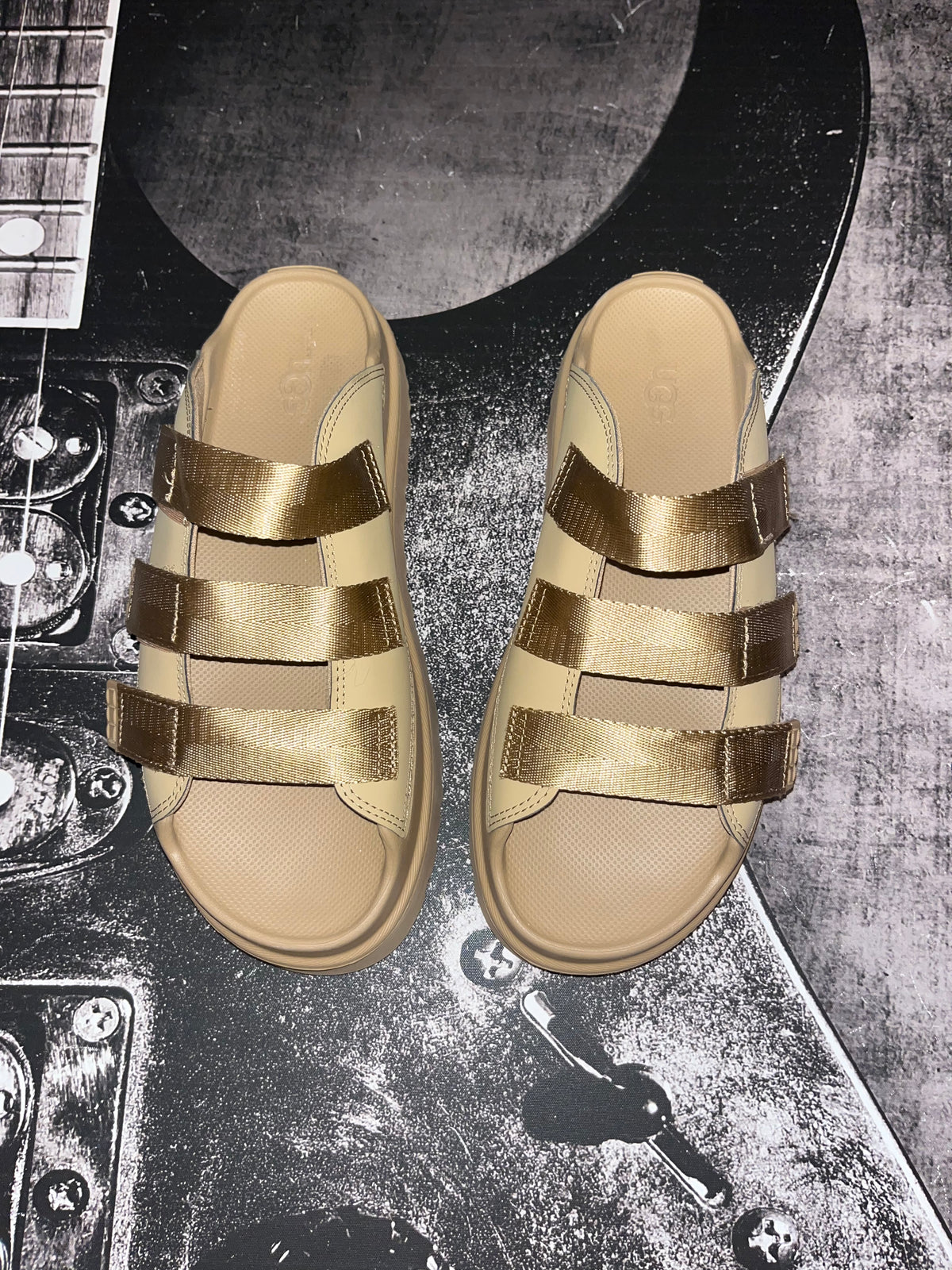 UGG Goldenglow Platform Sandals • Dark Sand • Women’s 12 • New