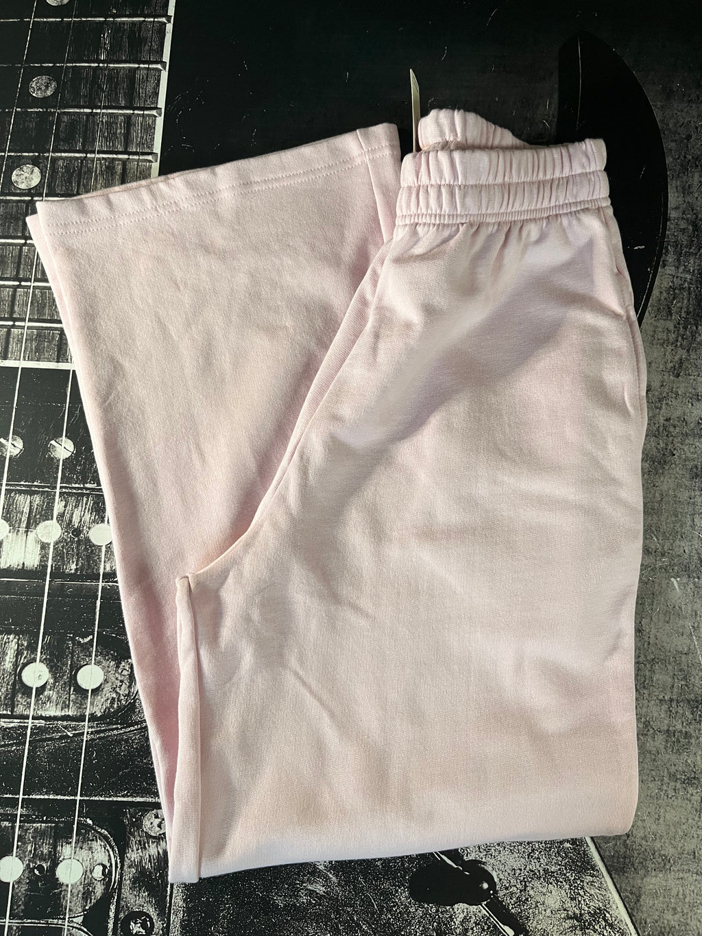 NWT Daily Practice Back When Wide-Leg Sweatpants • Scallop Shell Pink • Size: Medium