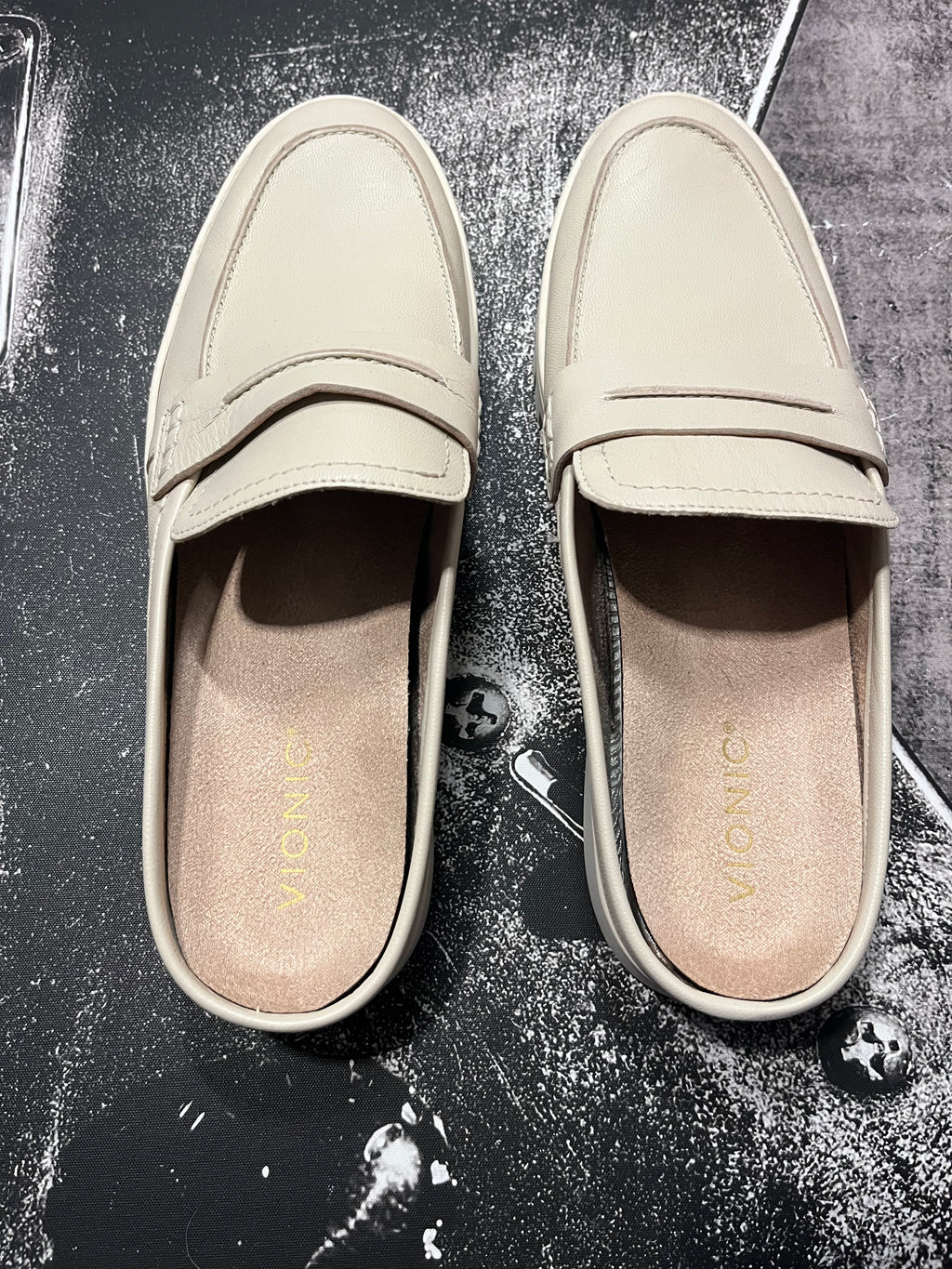 NIB Vionic Chantel Leather Platform Mules • Cream • Size: Women's 11 M