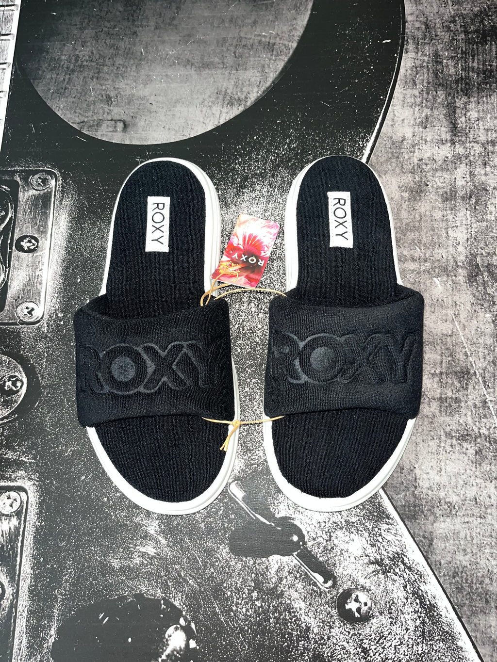 NWT Roxy Gelato Platform Slide Sandals • Black / White • Size: Women's 11
