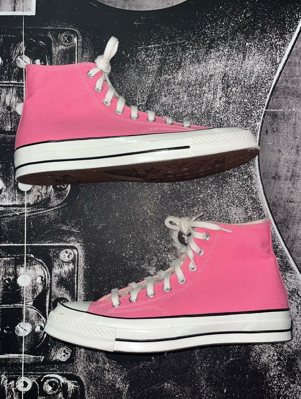 Converse Chuck 70 High Top Sneakers in Pink | Size 11.5 | Style A08184F