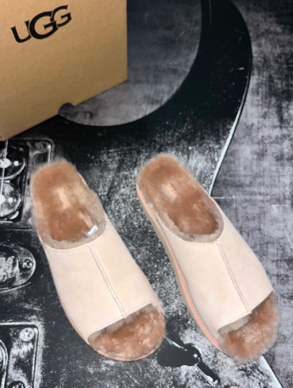 UGG Greenport Slide Sandal | Beige Blush Pink | Women's Size 12 | NIB