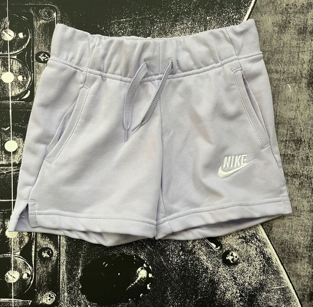 NWT Nike Girls 5” Shorts Oxygen Purple Size Small