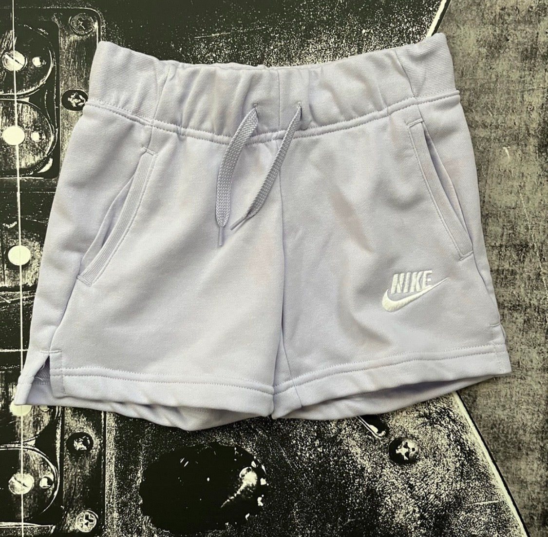 NWT Nike Girls 5” Shorts Oxygen Purple Size Small