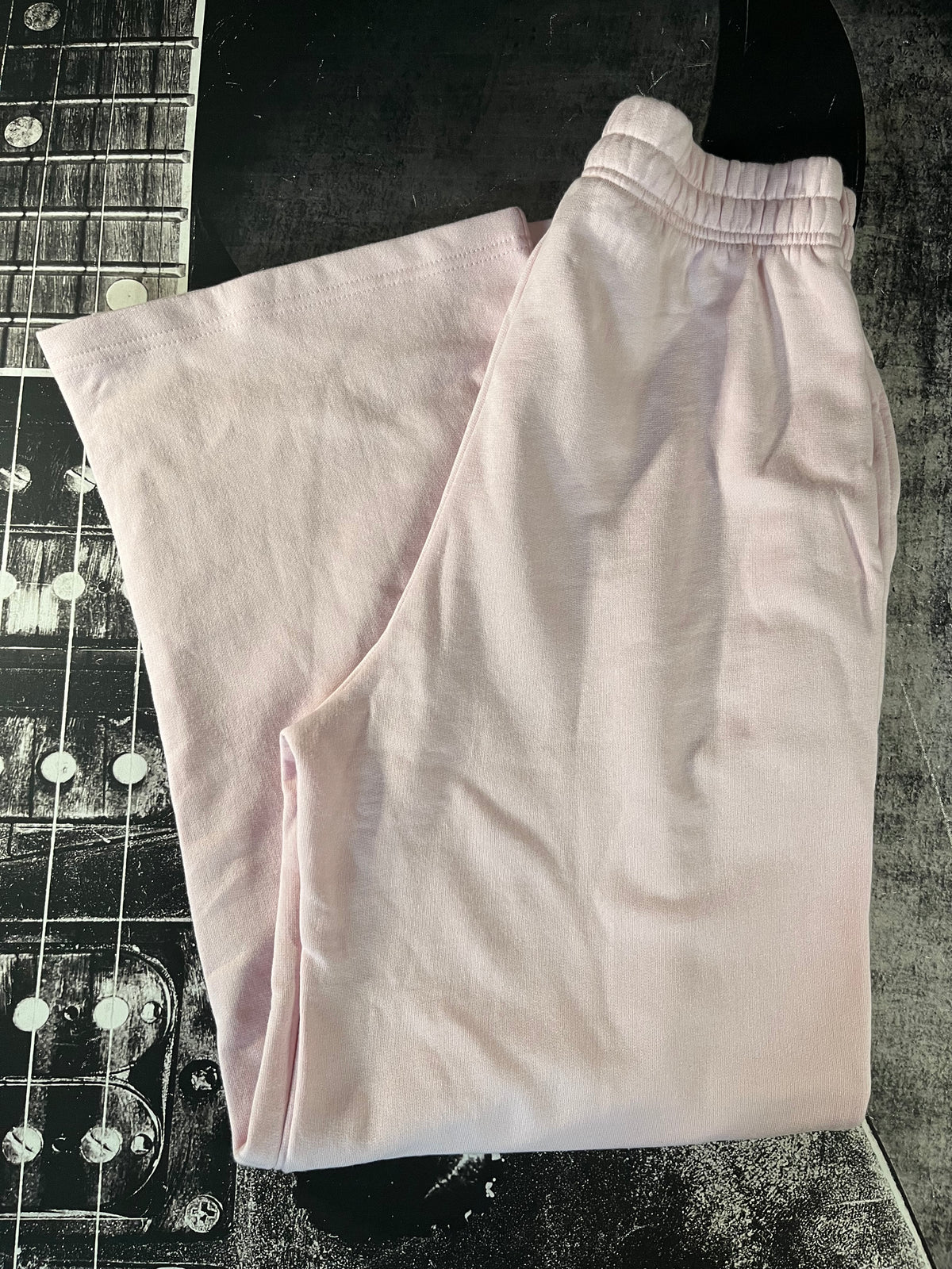 NWT Daily Practice Back When Wide-Leg Sweatpants • Scallop Shell Pink • Size: Medium