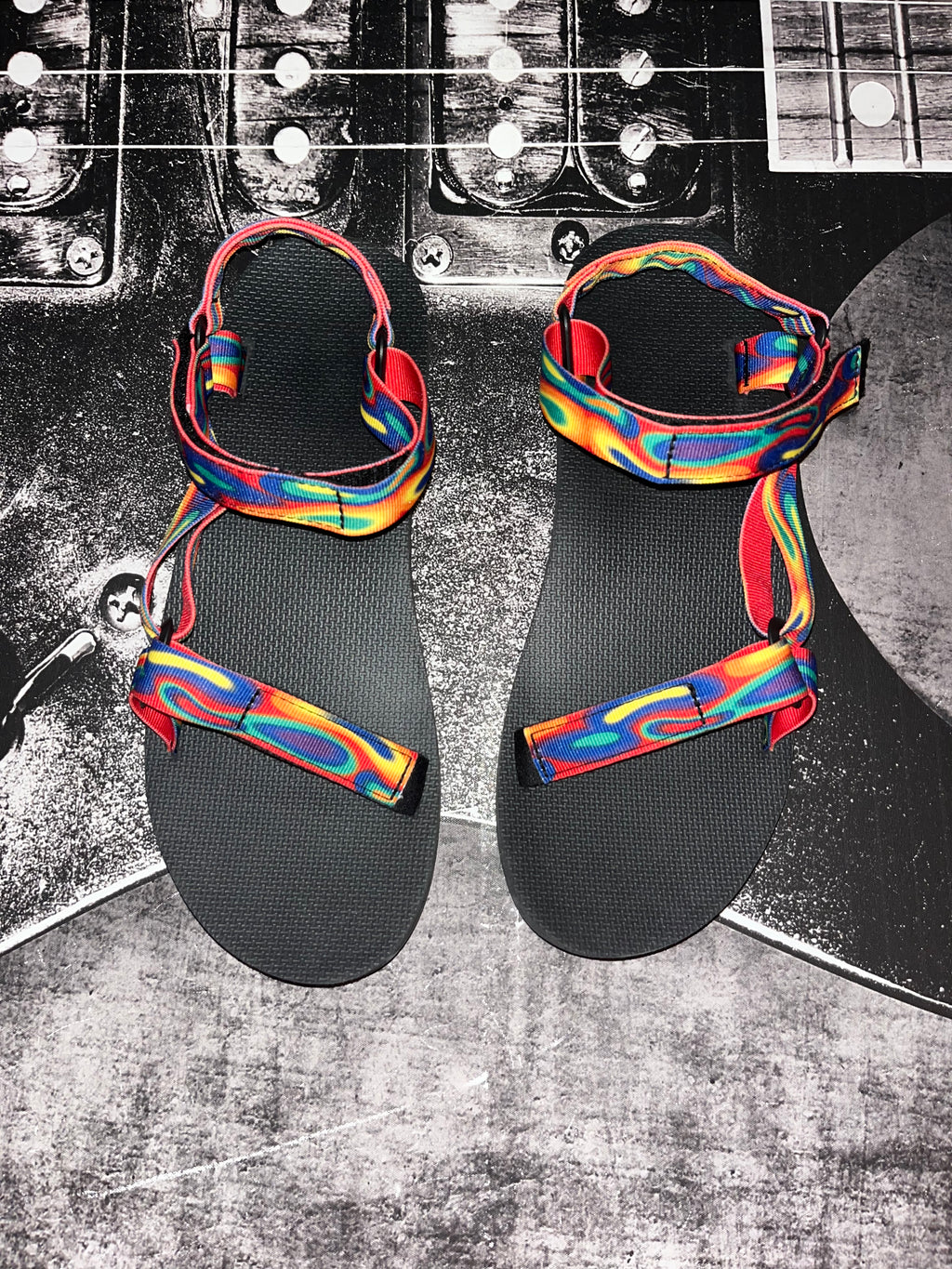 NIB Teva Original Universal Rainbow Strap Sandals • Galactic Multi Black / Rainbow • Size: Men's 14 / Women's 16