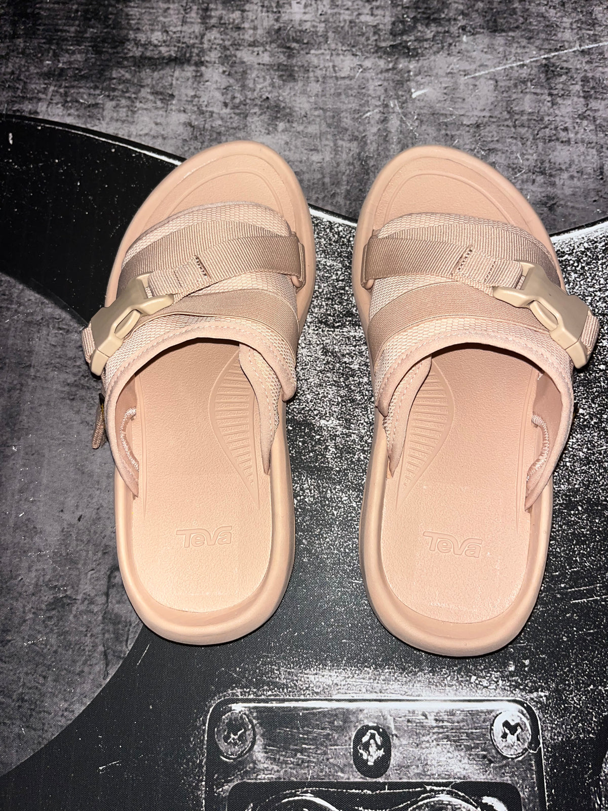 New Teva Hurricane Verge Sport Slide Sandals • Maple Sugar Light Pink • Size: Women's 9