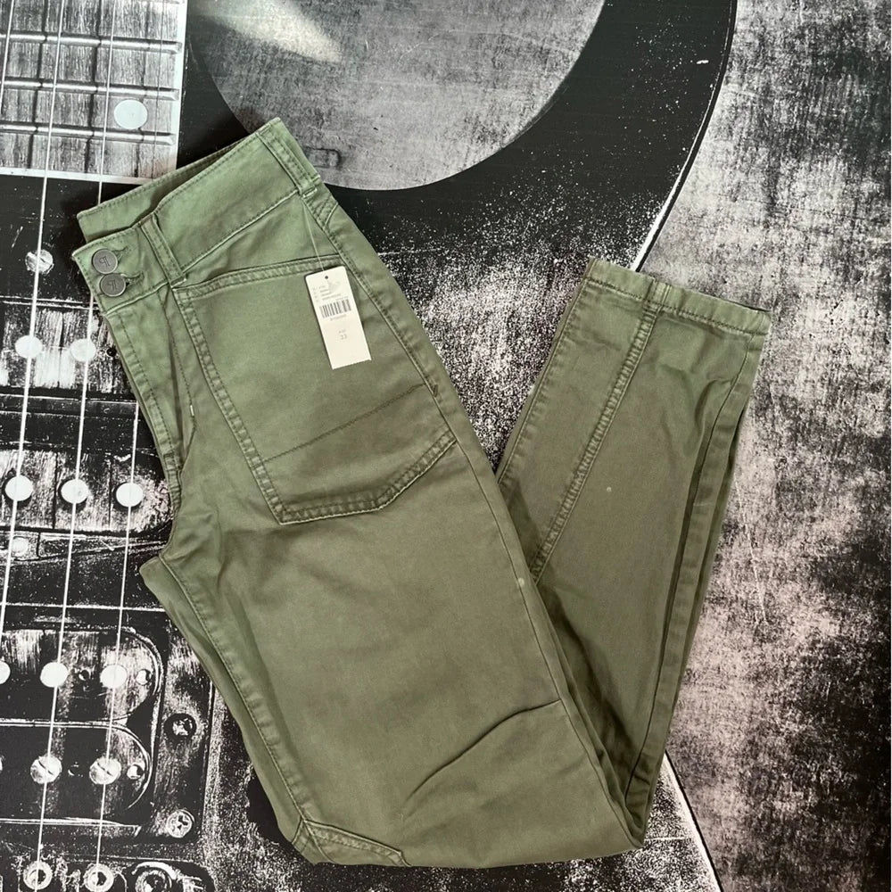 NWT Pilcro Pants