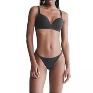 NWT Calvin Klein Bra • Size: 36D