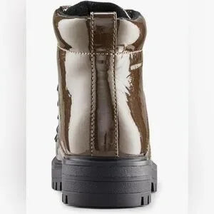 NWT Cougar Boots
