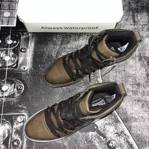 NWT Cougar Boots