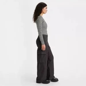 Levi’s Cargo Pants