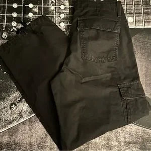 Levi’s Cargo Pants