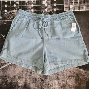 GAP Pull-On Chambray Shorts | Light Wash | Size Medium | NWT