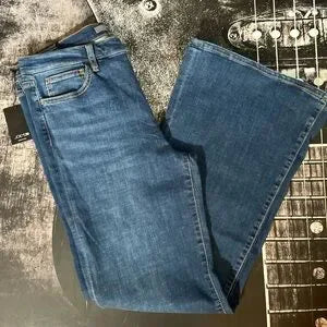 Joe's Jeans High Rise Petite Flare Jeans • Blue Wash • Size 31 • NWT