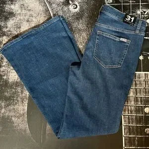 Joe's Jeans High Rise Petite Flare Jeans • Blue Wash • Size 31 • NWT