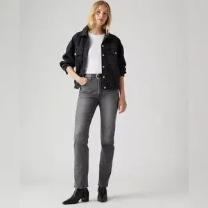 NWT Levi’s 501 Jeans • Size: 29 x 32