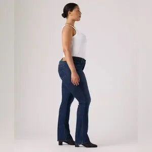 NWT Levi’s 315 Bootcut Jean