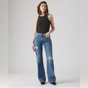 NWT Levi’s Baggy Bootcut Jeans