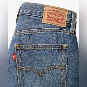 NWT Levi’s Baggy Bootcut Jeans