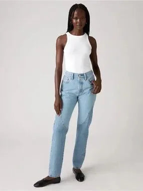 NWT Levi’s 501 • Size: 31 x 32