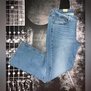 NWT Levi’s Superlow Bootcut Jeans