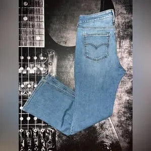 NWT Levi’s Superlow Bootcut Jeans