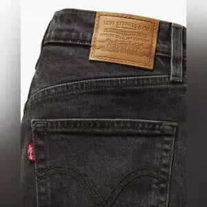 Levi's Ribcage Bell Jeans • On The Town Black • Size 32 x 32 • NWT