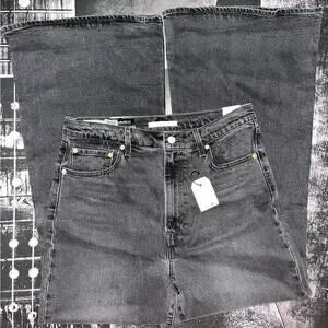 Levi's Ribcage Bell Jeans • On The Town Black • Size 32 x 32 • NWT