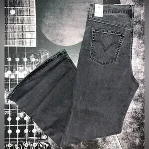 Levi's Ribcage Bell Jeans • On The Town Black • Size 32 x 32 • NWT