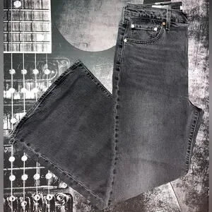 Levi's Ribcage Bell Jeans • On The Town Black • Size 32 x 32 • NWT