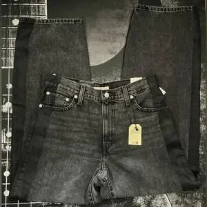 NWT Levi's Baggy Dad Jean • Satin Spats • Size: 29 x 32