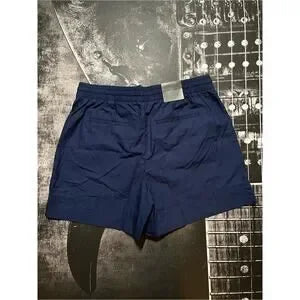 NWT Banana Republic Shorts • Size: Medium