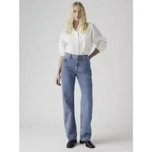 NWT 501 ’90s Straight Leg Jeans