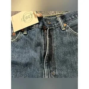 NWT Urban Renewal Levi's Denim Shorts • Size: 33 (Medium)