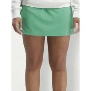 NWT Reebok ID Train Skort • Green • Size Small